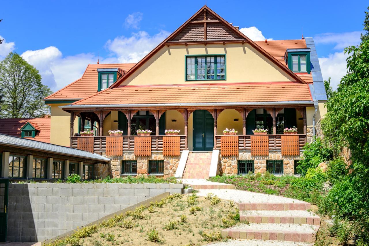 Klebelsberg Kastely 4* Будапешт